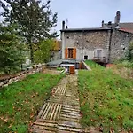 Maison De *