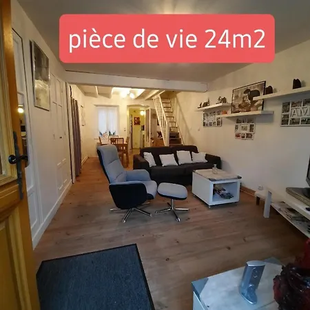 Maison De Casa vacanze Chambon-le-Chateau